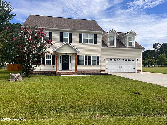 2nd image of 204 S River Dr