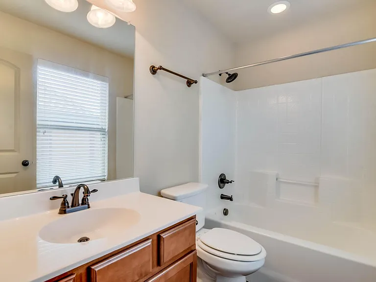 3238 McCart Ave — Photo 11