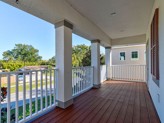4th image of 4904 Beach Blvd