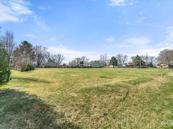 561 Lasalle Dr, Somonauk, IL 60552