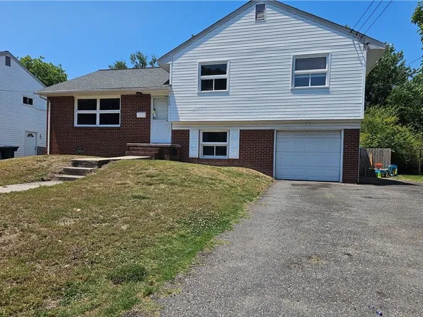 119 Yorkshire Ter, Hampton, VA 23666