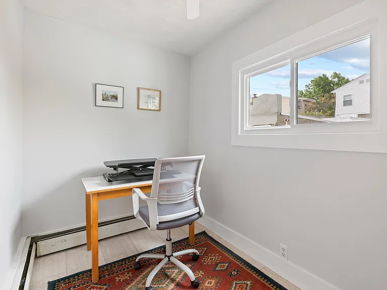 40 Otis St #1 — Photo 3