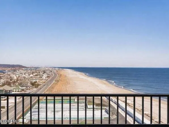 55 Ocean Ave #Penthouse B, Monmouth Beach, NJ 07750