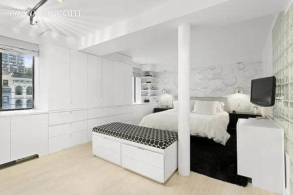 Sold by Corcoran | media 20