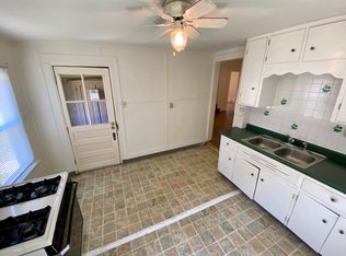 902 8th St S, La Crosse, WI 54601