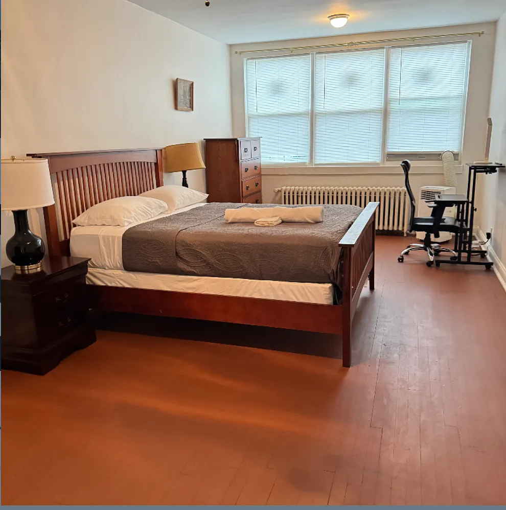 1 bed, 710 sqft, $1,950 — Photo 4