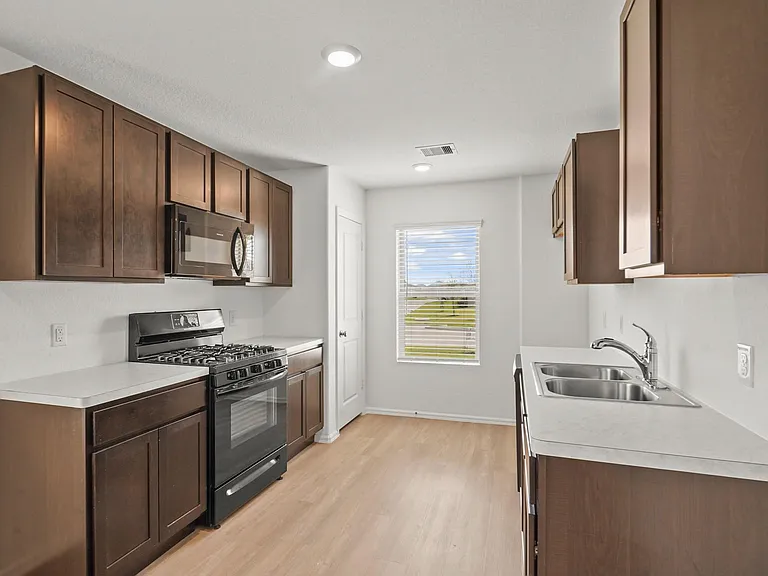 26802 Wilderye Cove Ln — Photo 8