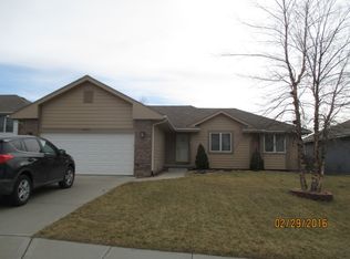 19009 Margo St, Omaha, NE 68136