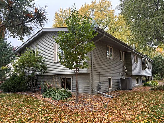 2nd image of 5616 Countryside Rd