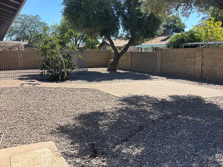 5001 W Carol Ave — Photo 13