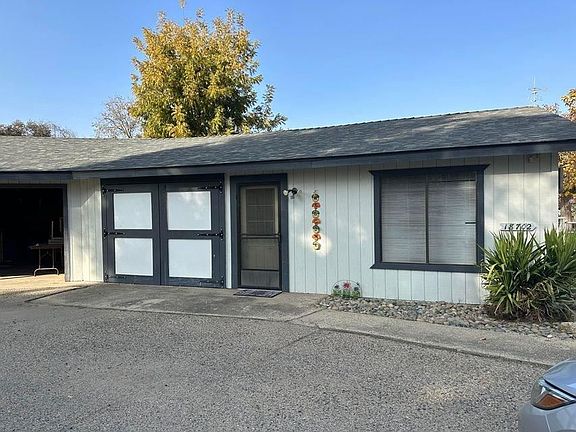 3rd image of 18702 Lort Dr