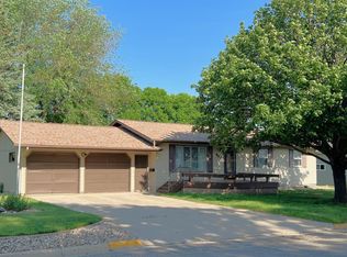 509 Indiana Ave, Adrian, MN 56110