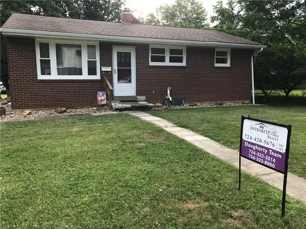 1312 Oak St, Connellsville, PA 15425
