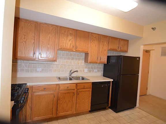 3rd image of 440 W Mahogany Ct Unit 310