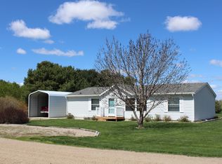 614 W Dawes St, Ainsworth, NE 69210