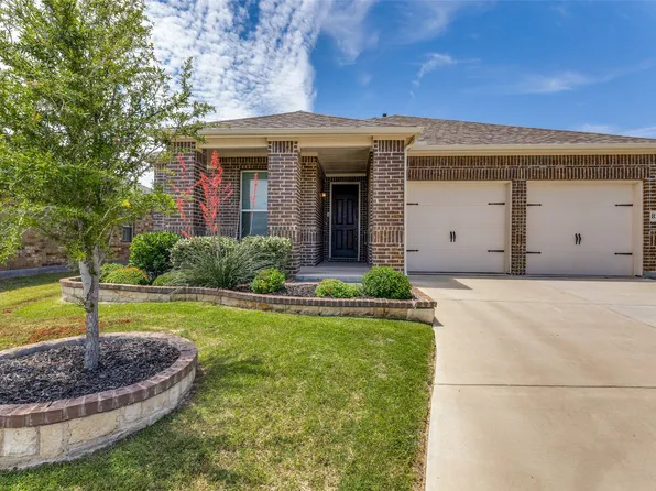 8721 Sleepy Daisy Dr, Fort Worth, TX 76131