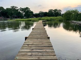 1637 E Lake Dr, Weatherford, TX 76087