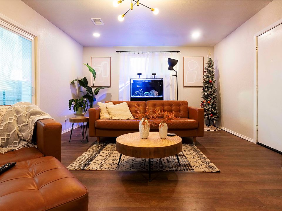 1st image of 2536 Hillsboro Ave