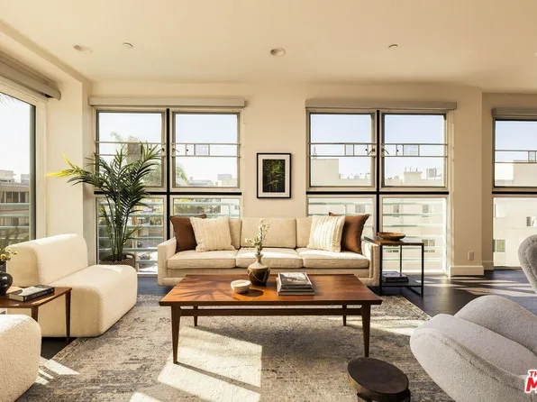 1932 Selby Ave APT 401, Los Angeles, CA 90025