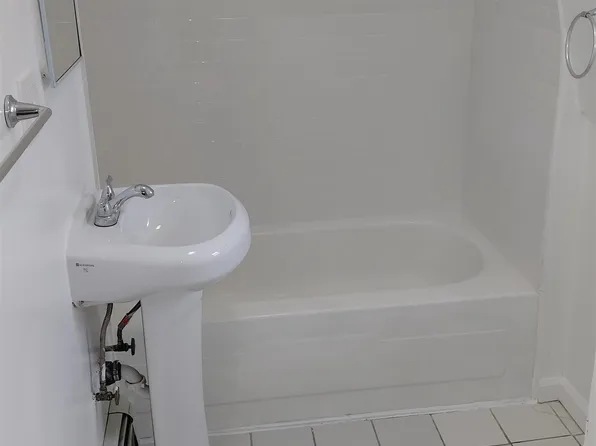 23 Terhune Avenue image 5 of 10