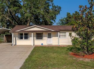 33926 Grant Ave, Leesburg, FL 34788