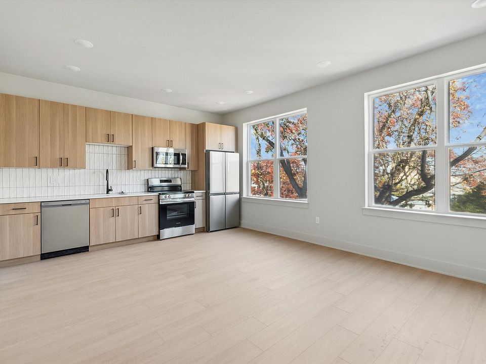 1st image of 5521 Wayne Ave #301