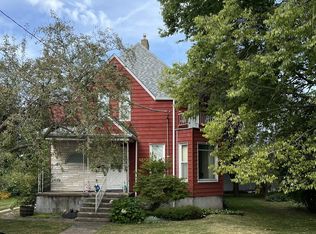 18 SW 8th Ave, Galva, IL 61434