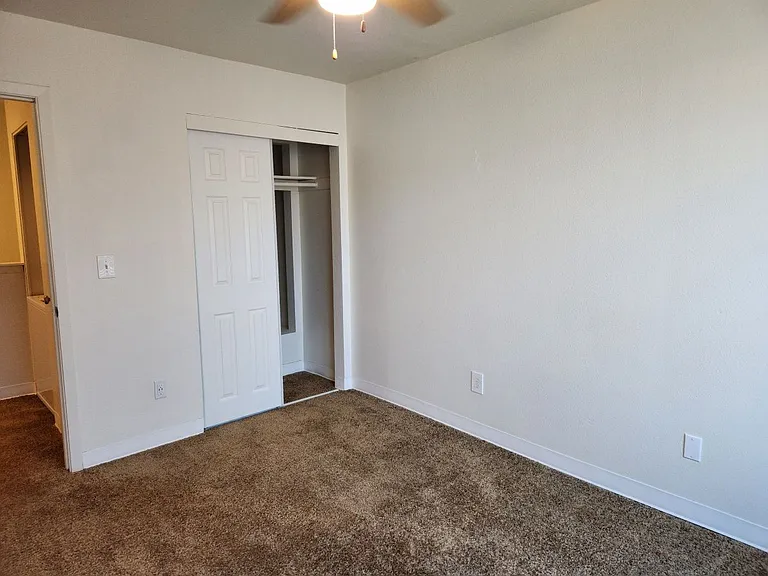 Emerald Pointe — Photo 55