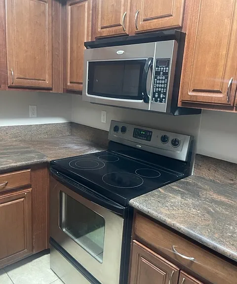 745 Farmers Ln #745 — Photo 8