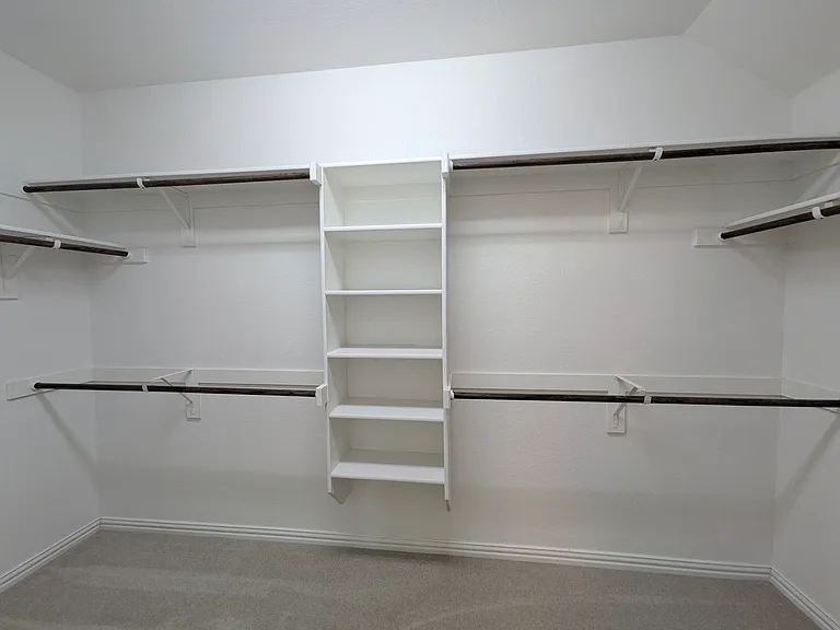 9324 Bronze Meadow Dr — Photo 32