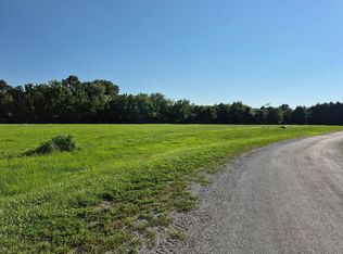 25 Oak Pointe, Neoga, IL 62447