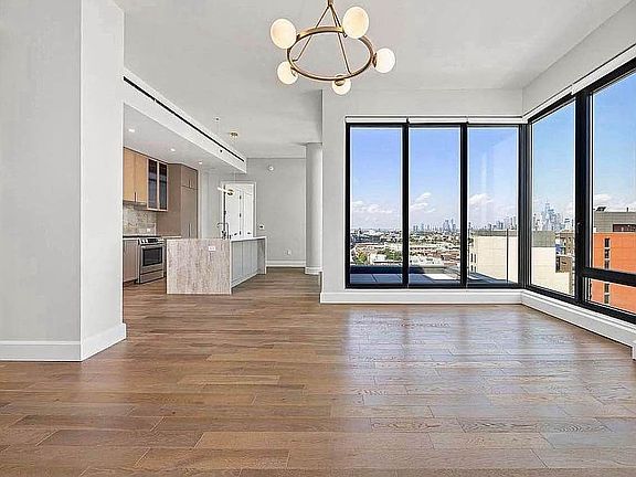 3rd image of 262 9th St #Penthouse 1102