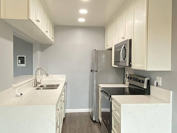 2nd image of 4046 Crown Point Dr APT 1