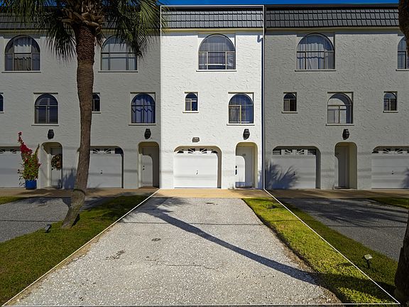 4th image of 501 Gulf Shore Dr Unit 12