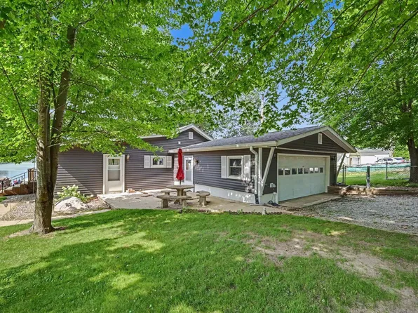 3097 E Stahl Rd, Monon, IN 47959