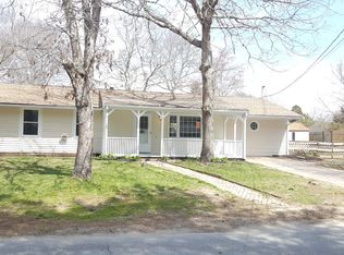 18 Parker Dr, Wareham, MA 02571