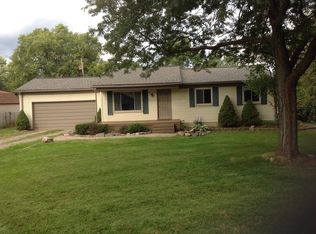 2532 Candlewick Dr, Orion, MI 48359