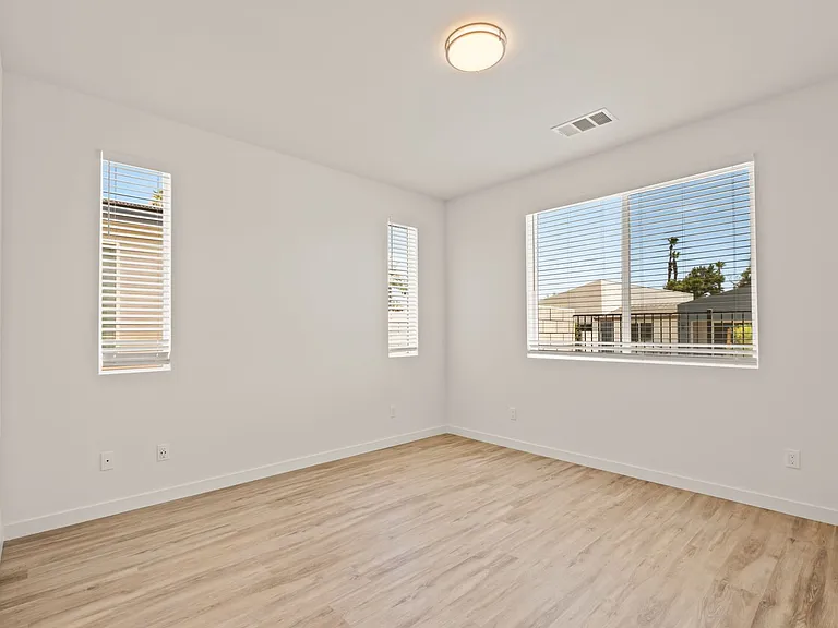 49120 Cochran Dr — Photo 9