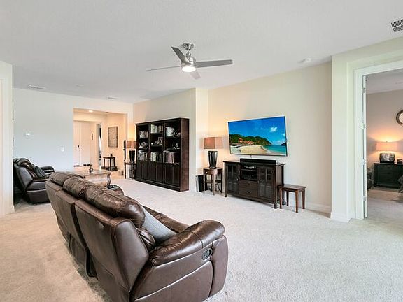 3rd image of 11167 Lemon Lake Blvd