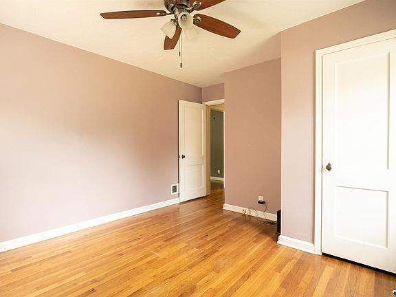 3rd image of 3126 S 41st St