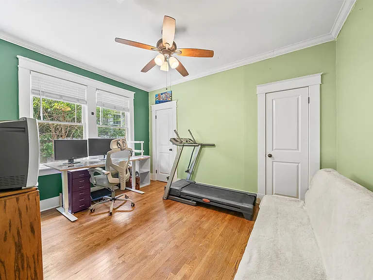 670 Maury St — Photo 12