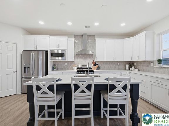 5th image of 4929 Farrcroft Dr #83B