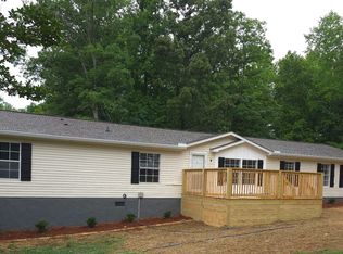 115 Sunrise Cv, Clarkesville, GA 30523
