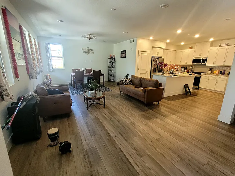 107 Limelight Ter — Photo 12