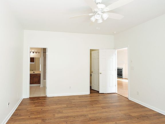 5th image of 2968 Magnolia Bnd