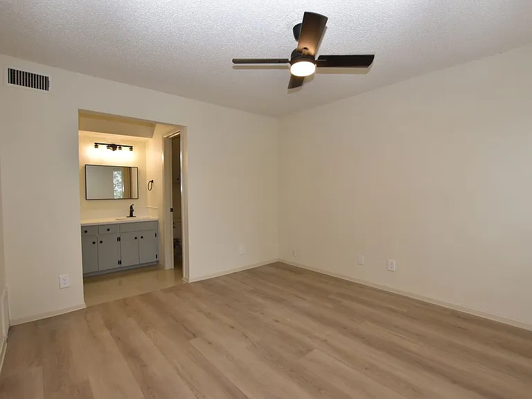 1905A Toro Canyon Rd — Photo 6