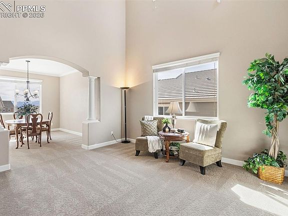 5th image of 837 Altamont Ridge Dr