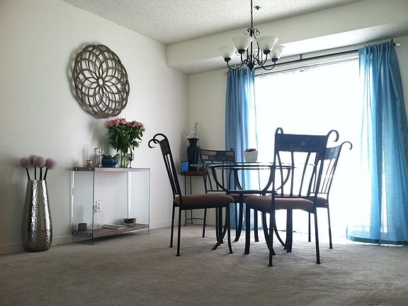 3rd image of 501 E Palmer Ave Unit 6