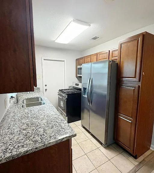4338 Sun Vista Ln — Photo 18