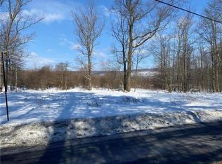 2357 E Scenic Dr, Bath, PA 18014